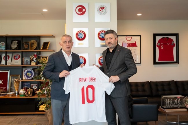 BAŞKAN ÖZER'DEN TFF ZİYARET